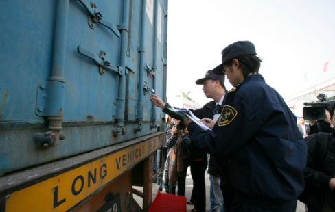 “海关查验”的这些细节问题要注意(图1) 4-23120109403D09.png